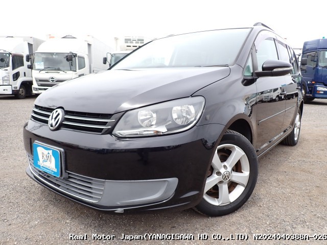 Volkswagen/GOLF TOURAN/2011/N2024040388A-026 / Japanese Used Cars